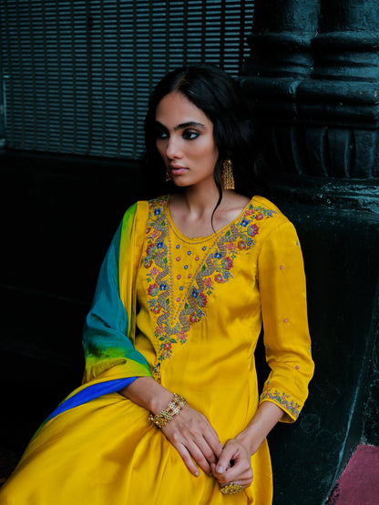 PEELI RAUNAK KURTA SET