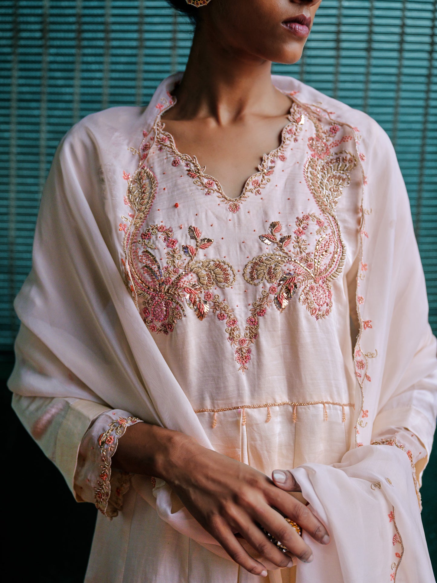 GULAAL PHOOL KURTA SET