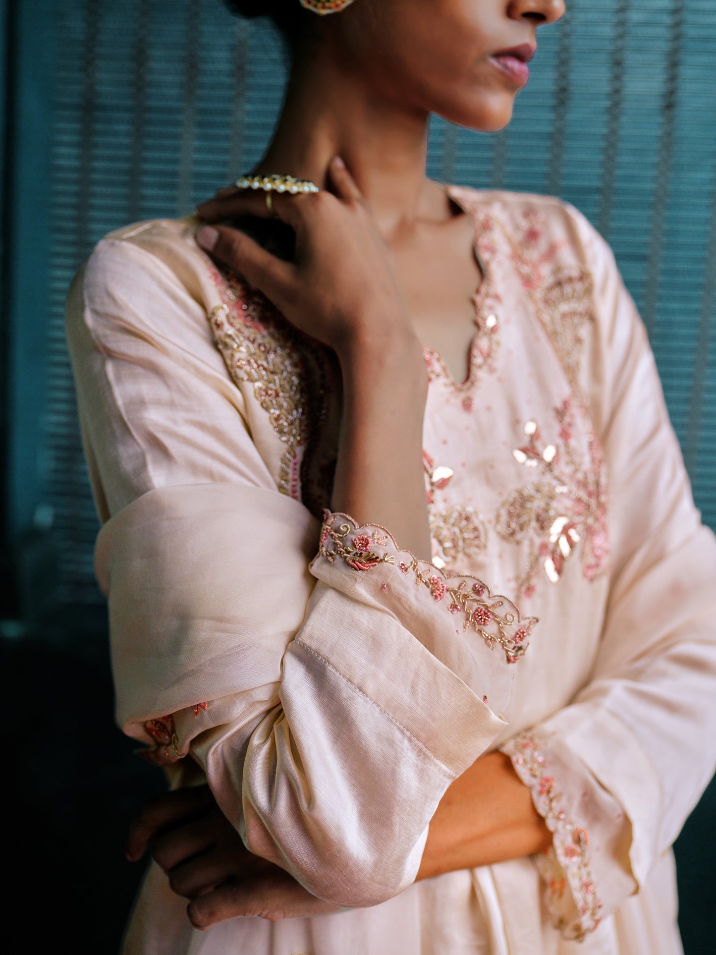 GULAAL PHOOL KURTA SET